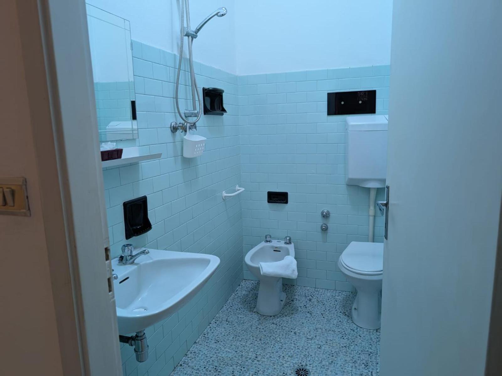 Villa Antonietta Rooms & Coffee Чезенатико Номер фото